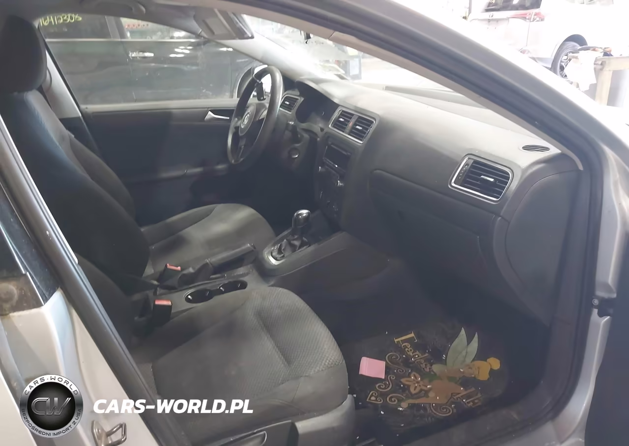 2013 Volkswagen Jetta 2.0L S VIN:3VW2K7AJ5DM398177 - 5