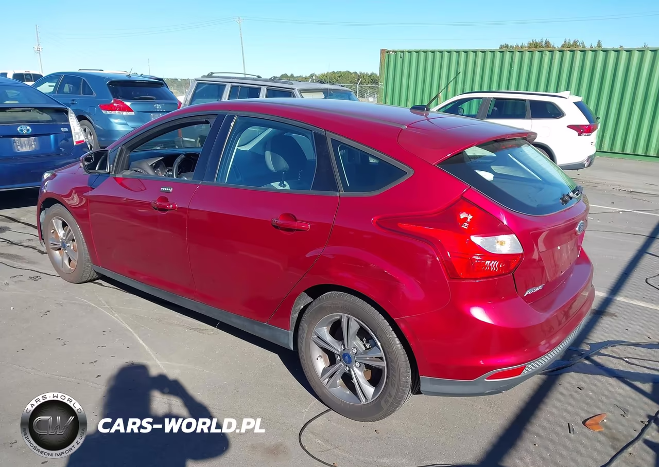 2014 Ford Focus Se VIN:1FADP3K21EL298759 - 3