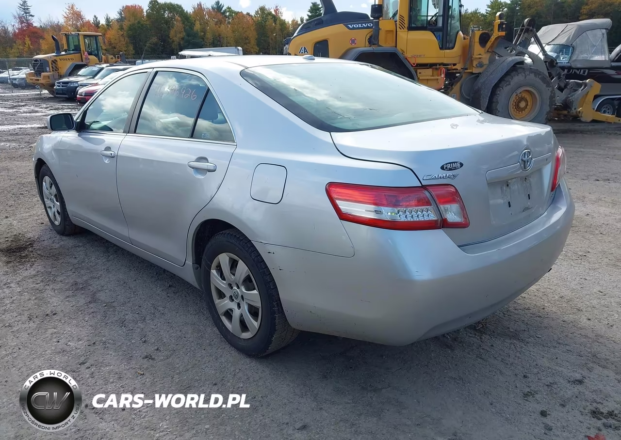 2010 Toyota Camry Le VIN:4T4BF3EK4AR050933 - 3