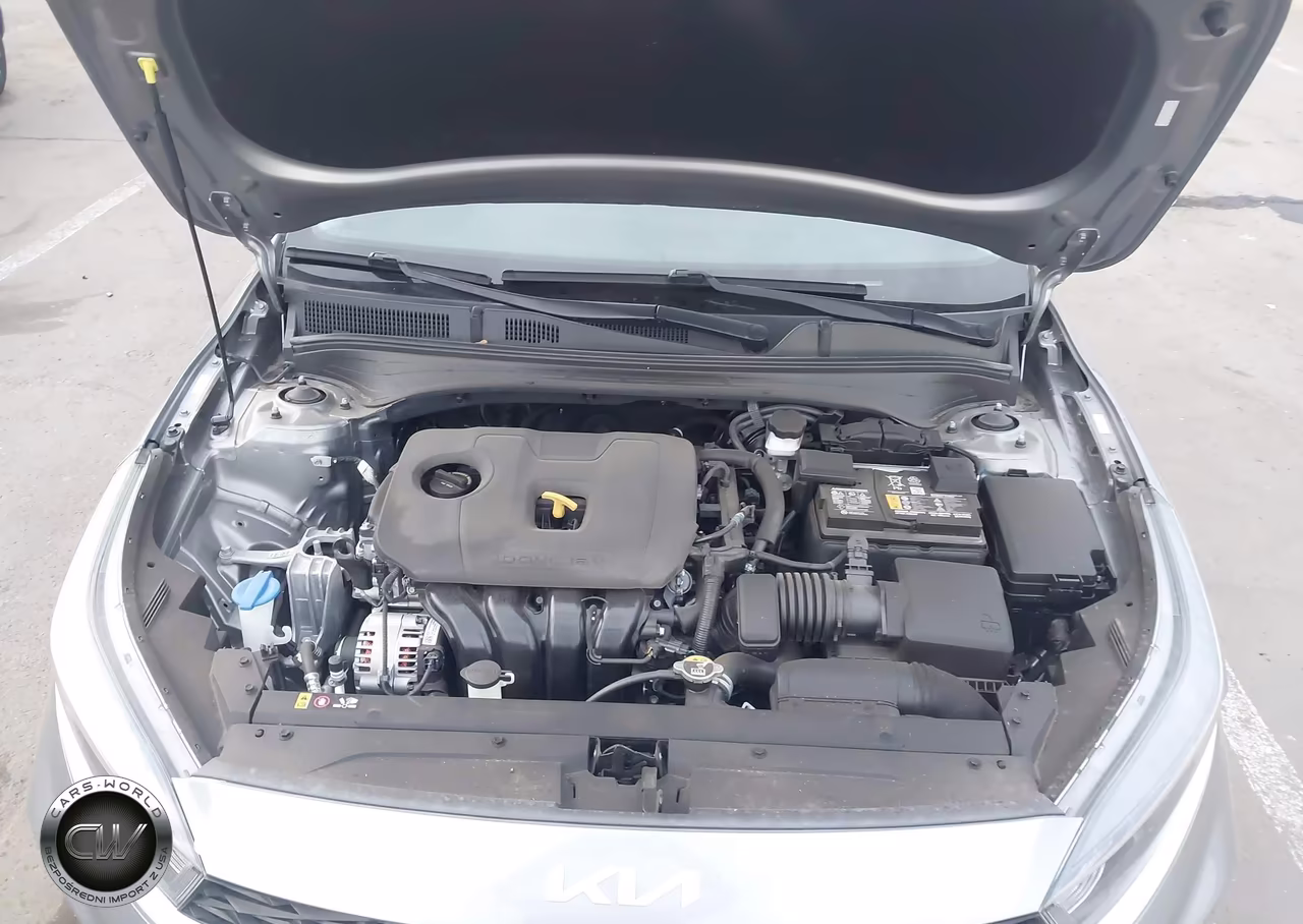 2023 Kia Forte Lxs VIN:3KPF24AD9PE519126 - 10