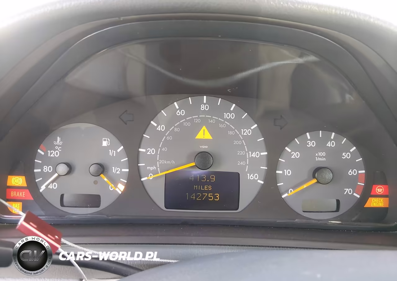 2000 Mercedes-Benz Clk 430 VIN:WDBLK70G3YT031913 - 7