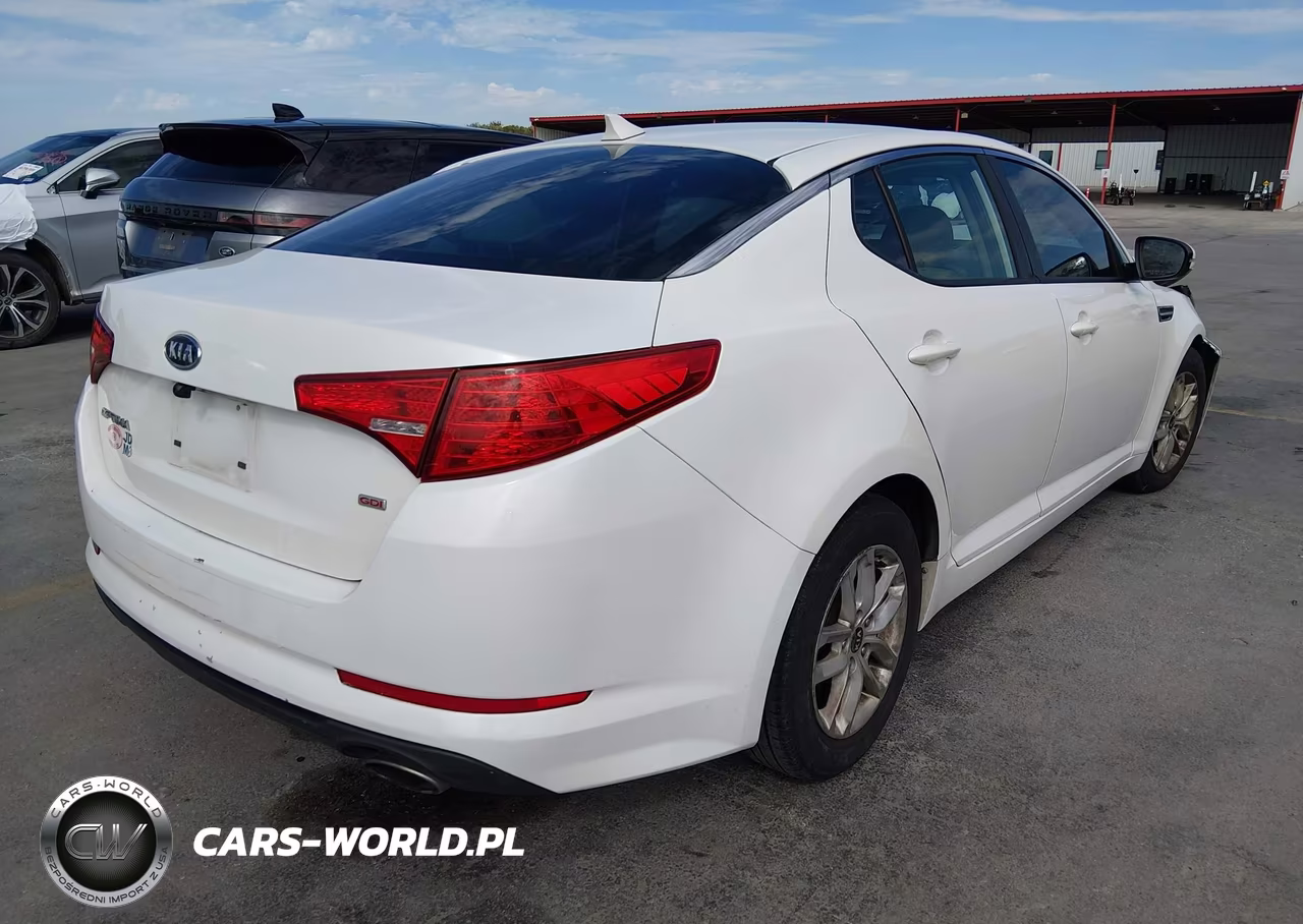 2011 Kia Optima Lx VIN:KNAGM4A7XB5184677 - 4
