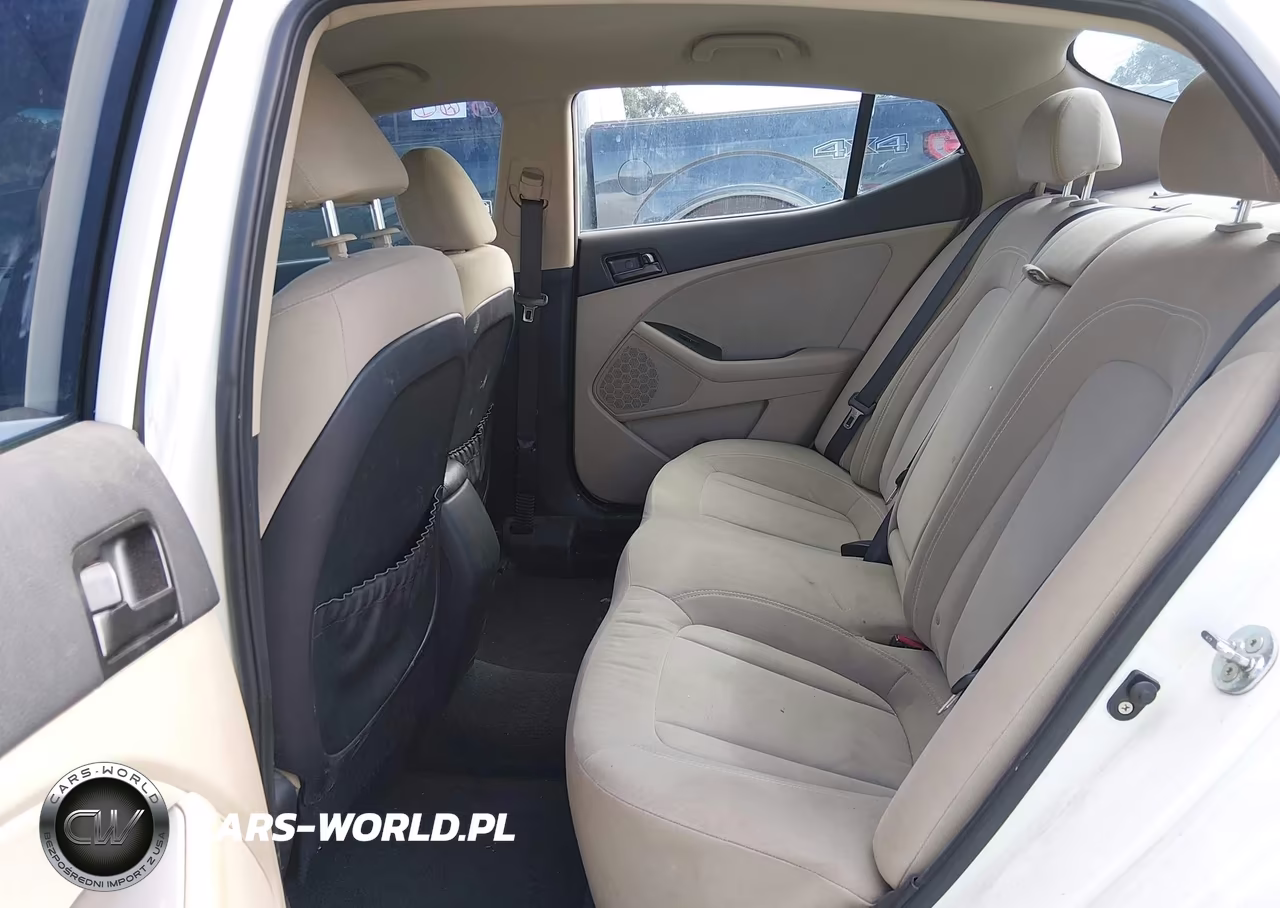 2011 Kia Optima Lx VIN:KNAGM4A7XB5184677 - 8
