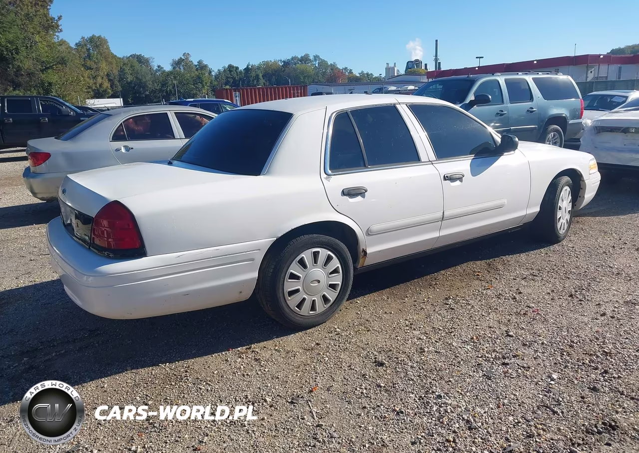 2008 Ford Crown Victoria Police-Police Interceptor VIN:2FAHP71V88X128393 - 4