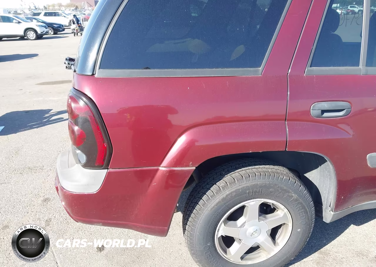2005 Chevrolet Trailblazer Ls VIN:1GNDT13S252143675 - 16