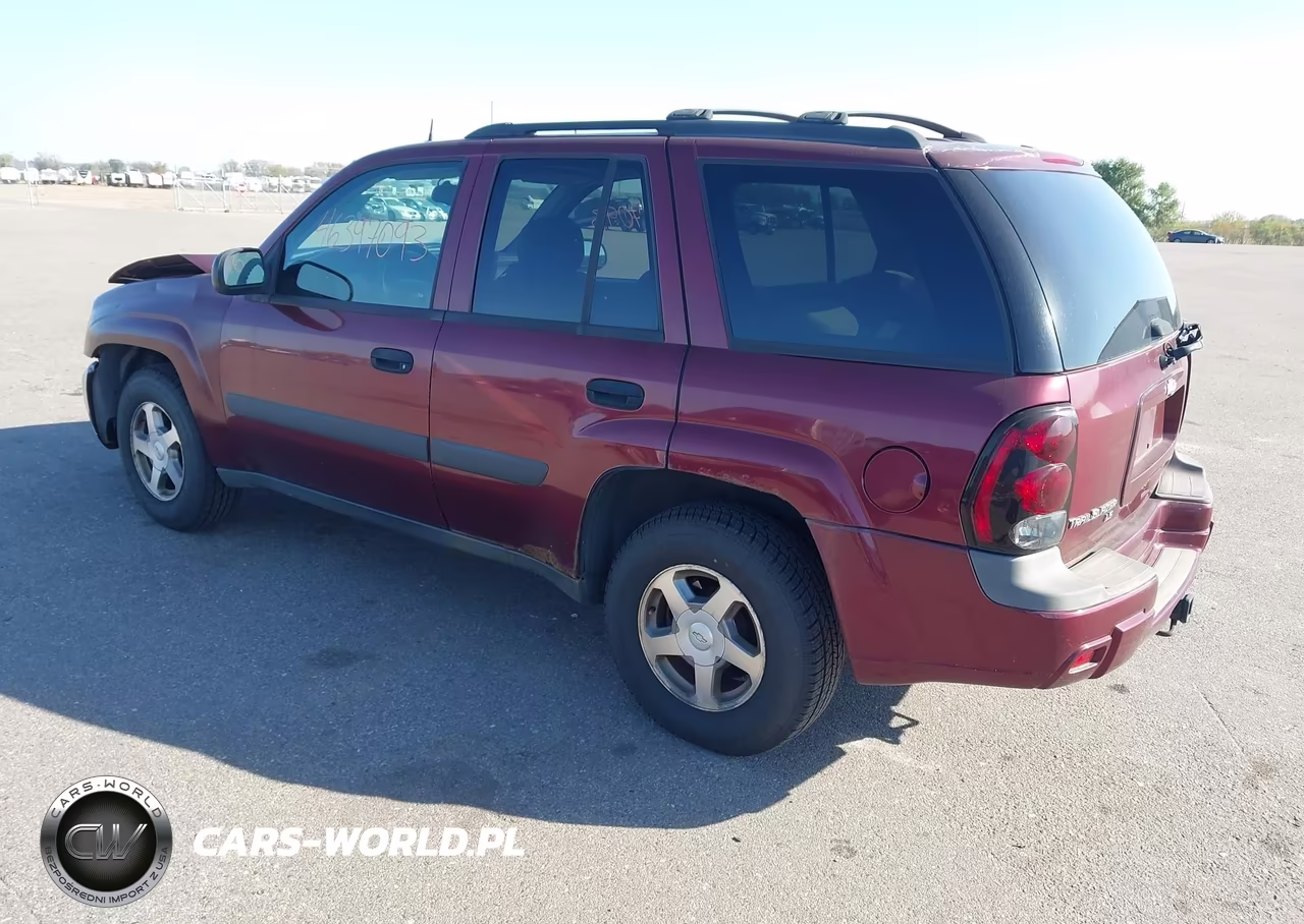 2005 Chevrolet Trailblazer Ls VIN:1GNDT13S252143675 - 3