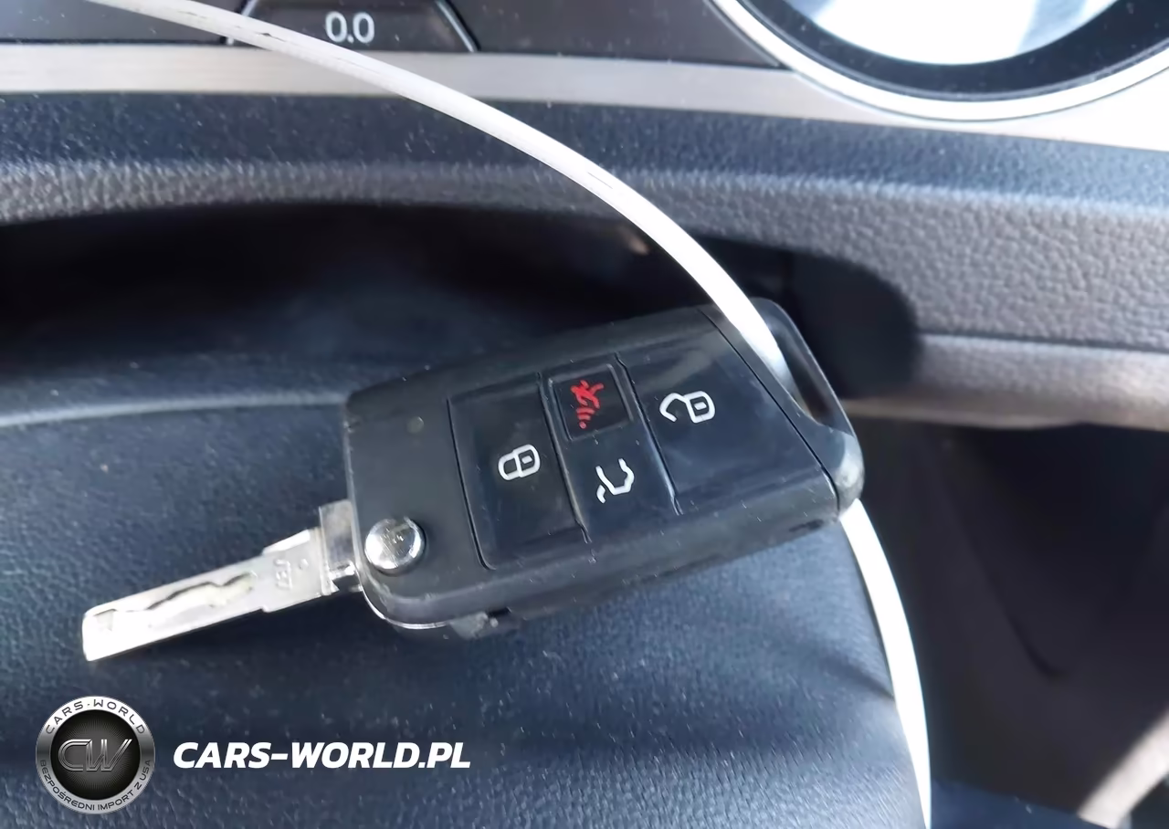 2016 Volkswagen Golf Tsi S 4-Door VIN:3VW117AU7GM025302 - 11