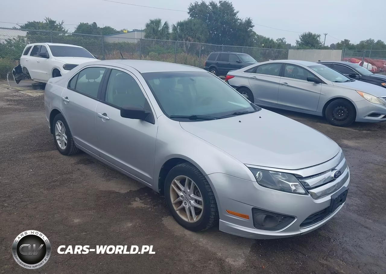 2012 Ford Fusion S