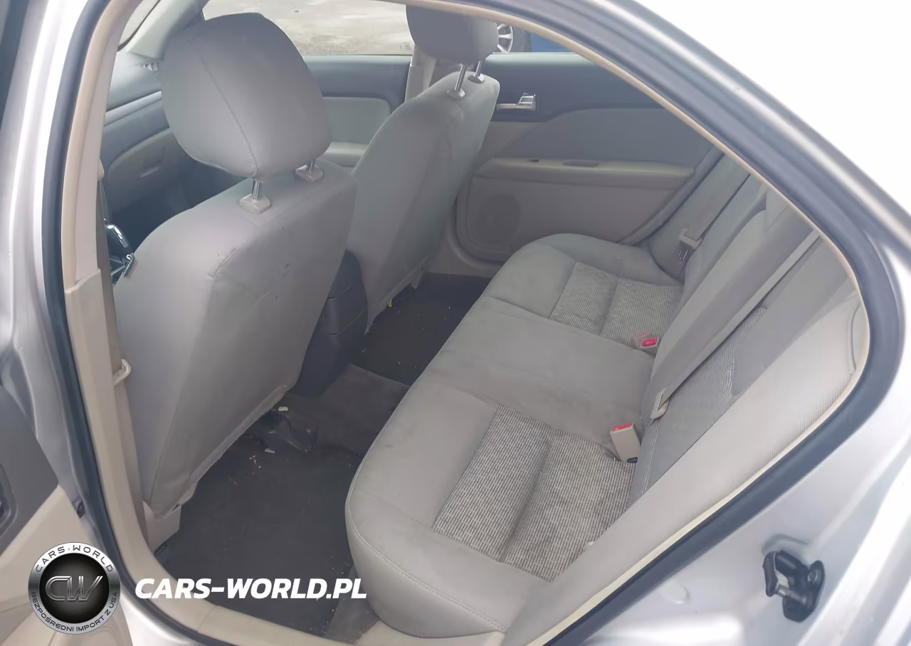 2012 Ford Fusion S VIN:3FAHP0GA0CR144865 - 8