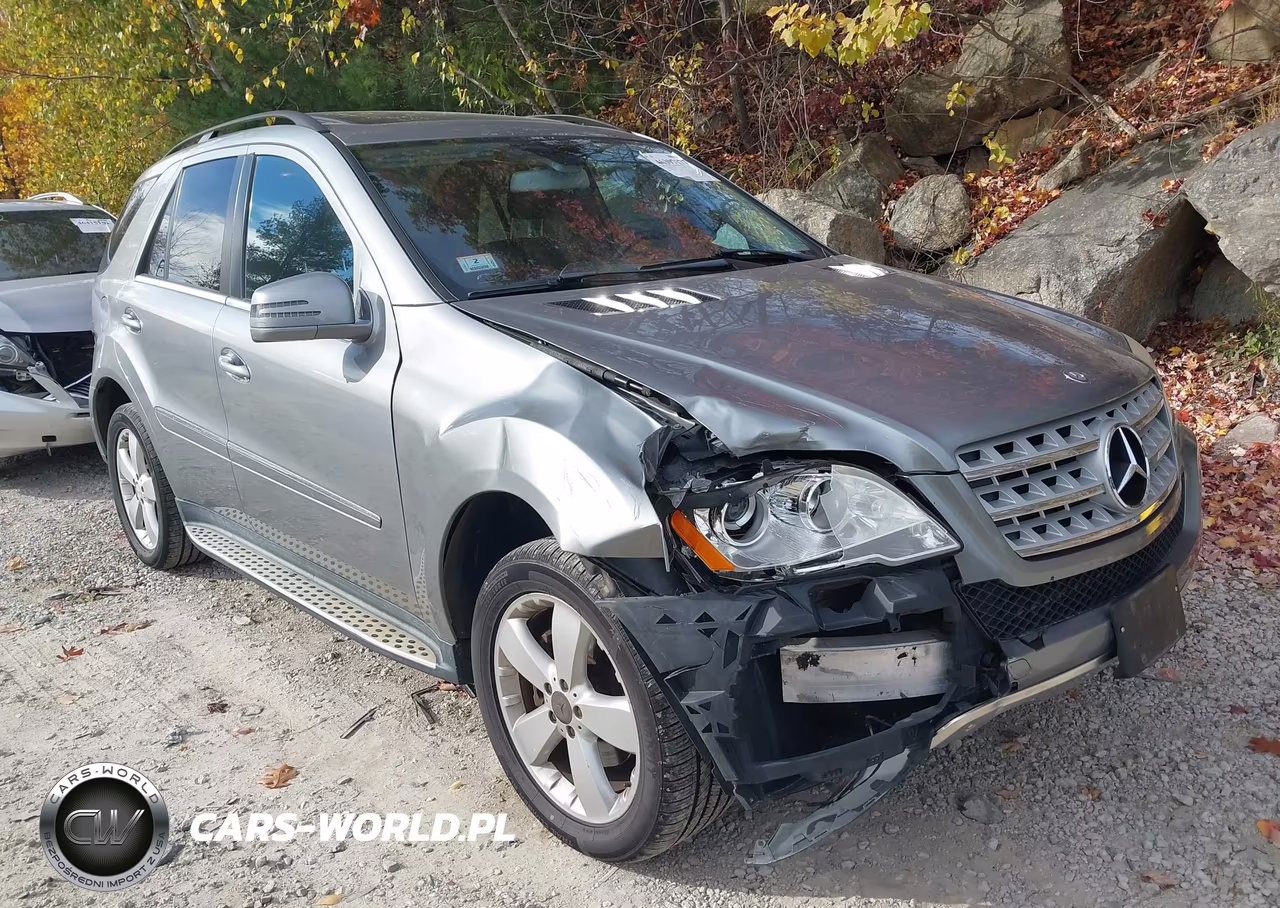 2011 Mercedes-Benz Ml 350 4Matic VIN:4JGBB8GBXBA728412 - 1