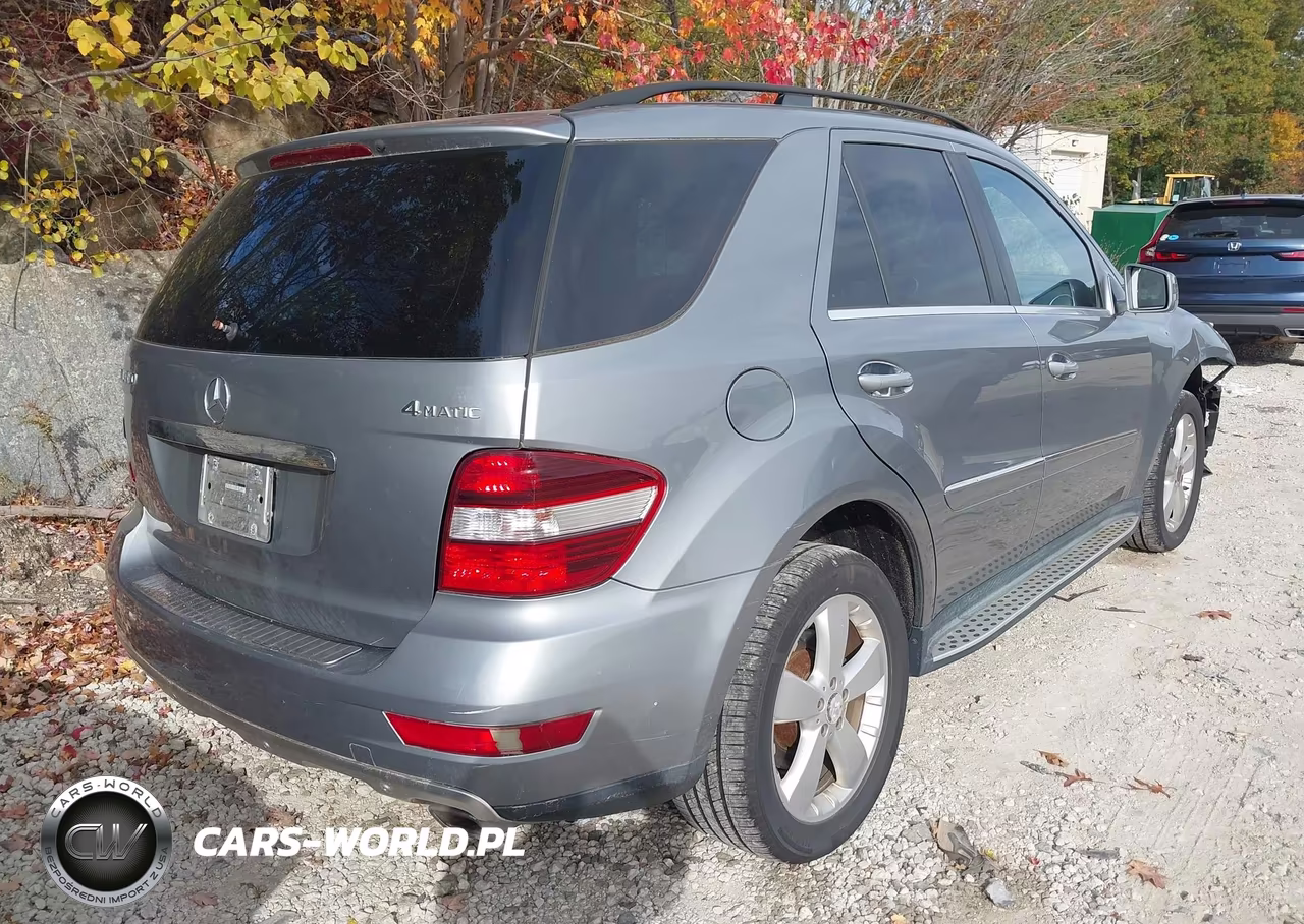 2011 Mercedes-Benz Ml 350 4Matic VIN:4JGBB8GBXBA728412 - 4