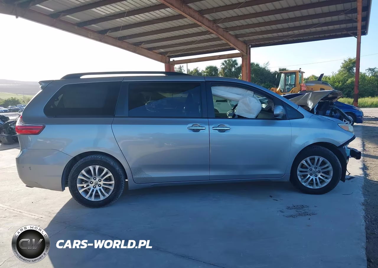 2015 Toyota Sienna Xle 8 Passenger VIN:5TDYK3DC9FS631774 - 12