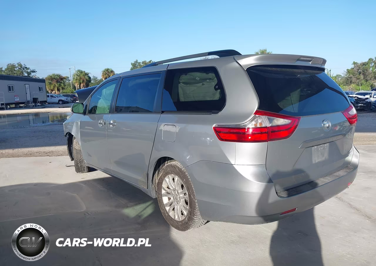 2015 Toyota Sienna Xle 8 Passenger VIN:5TDYK3DC9FS631774 - 3