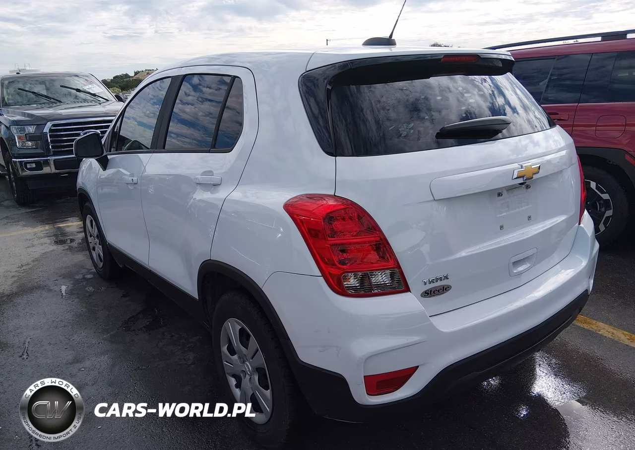 2018 Chevrolet Trax Ls VIN:KL7CJKSB4JB525554 - 3