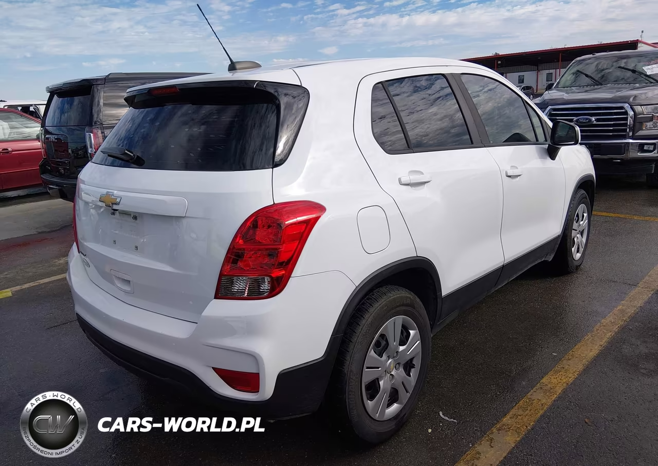 2018 Chevrolet Trax Ls VIN:KL7CJKSB4JB525554 - 4