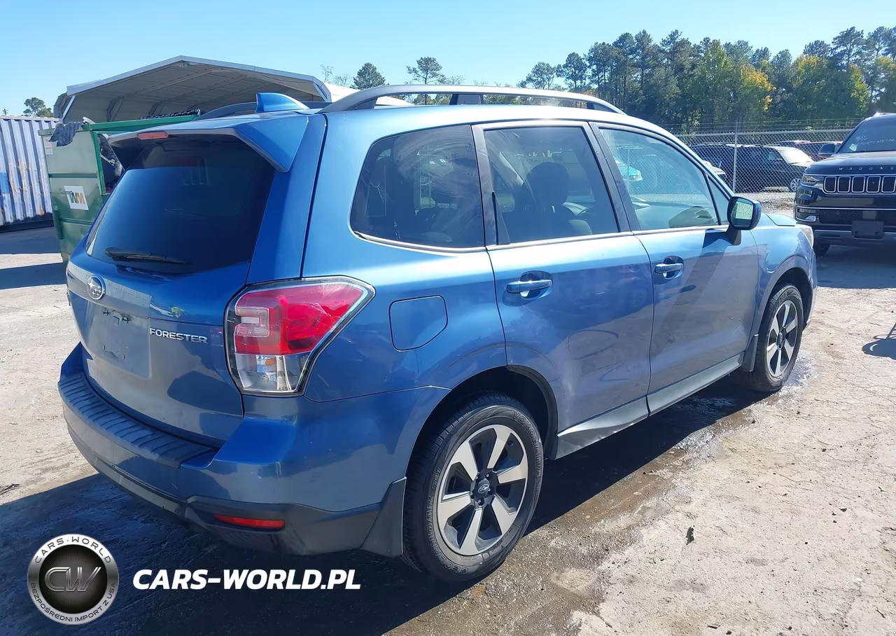 2018 Subaru Forester 2.5I Premium VIN:JF2SJAECXJH453173 - 4