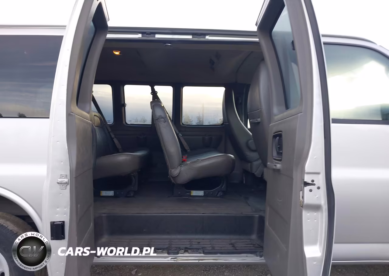 2015 Chevrolet Express 2500 Ls VIN:1GNWGPFG6F1282609 - 8