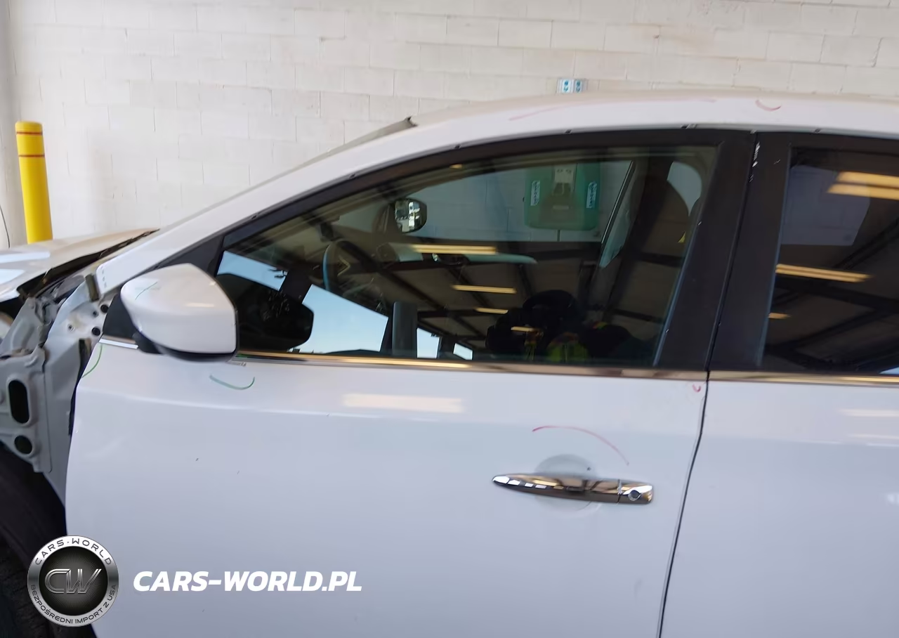2017 Nissan Sentra S VIN:3N1AB7AP4HY387840 - 15