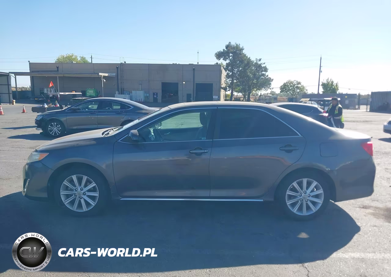 2012 Toyota Camry Xle VIN:4T4BF1FK4CR169572 - 14
