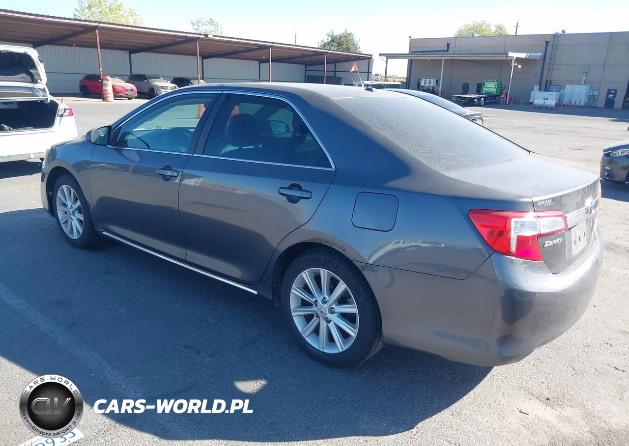 2012 Toyota Camry Xle VIN:4T4BF1FK4CR169572 - 3