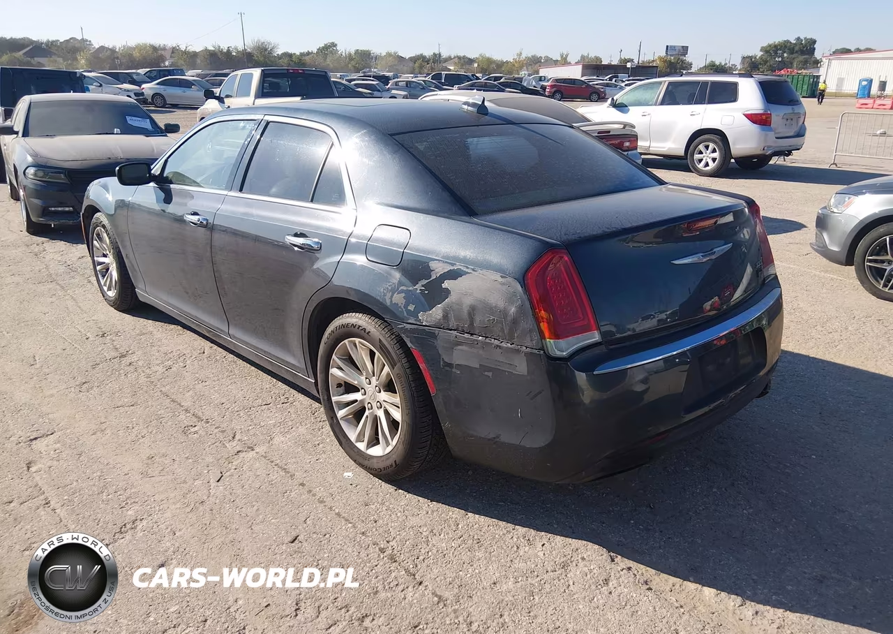 2016 Chrysler 300C VIN:2C3CCAEG7GH151654 - 3