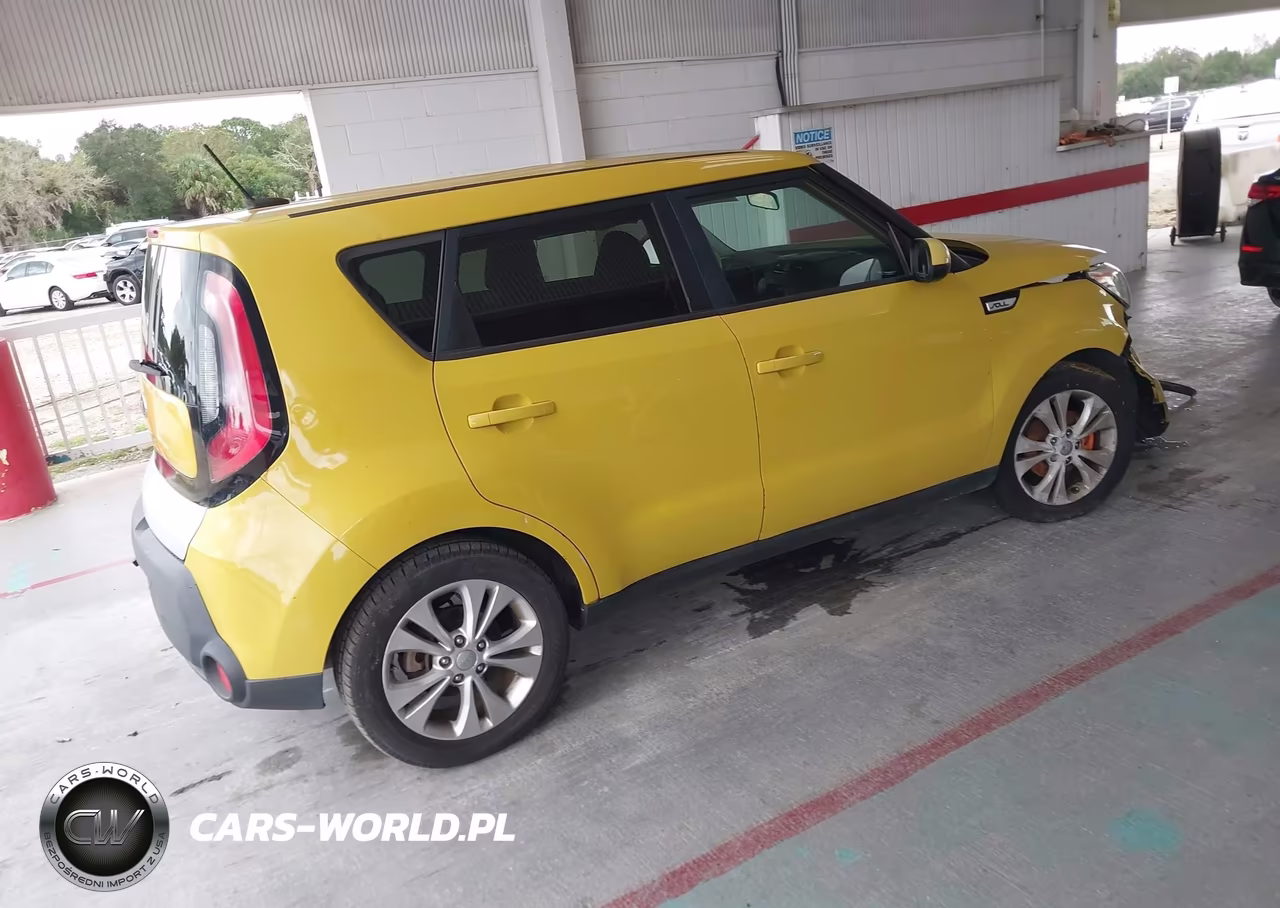 2015 Kia Soul + VIN:KNDJP3A55F7189126 - 4
