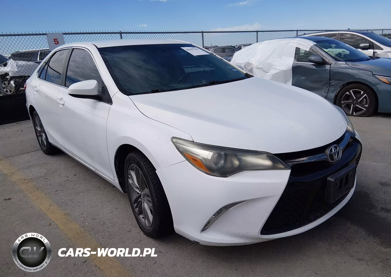 2015 Toyota Camry Se VIN:4T1BF1FK7FU984704 - 1