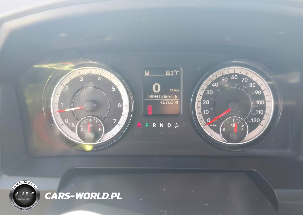 2019 Ram 1500 Classic Tradesman 4X2 8' Box VIN:3C6JR6DG1KG503983 - 7