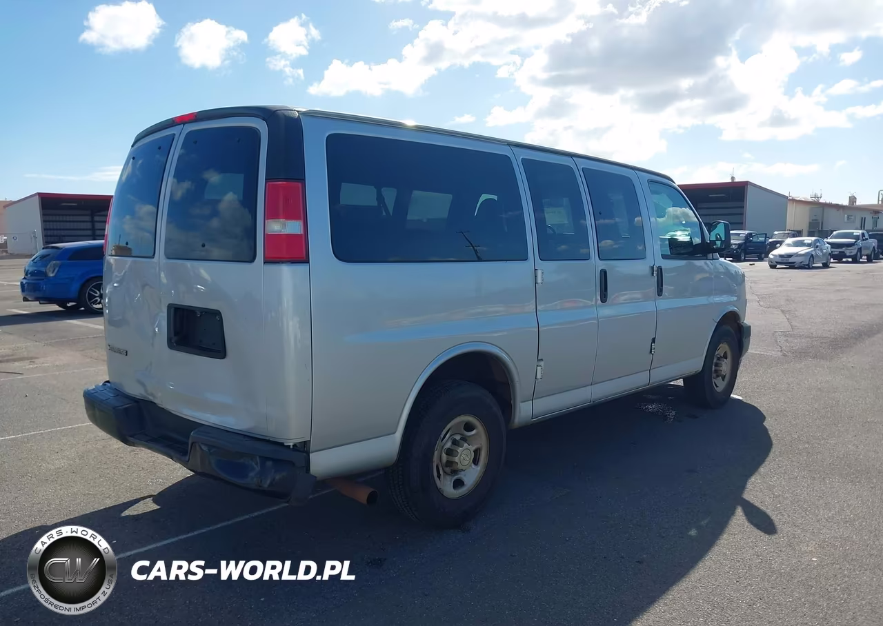 2018 Chevrolet Express 2500 Ls VIN:1GAWGEFG1J1308855 - 4