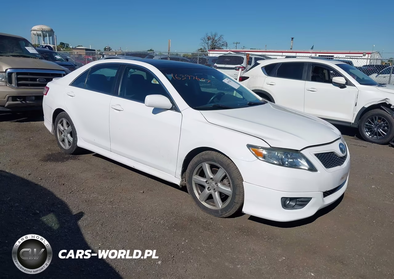 2011 Toyota Camry Se – zdjęcie 1 z 11