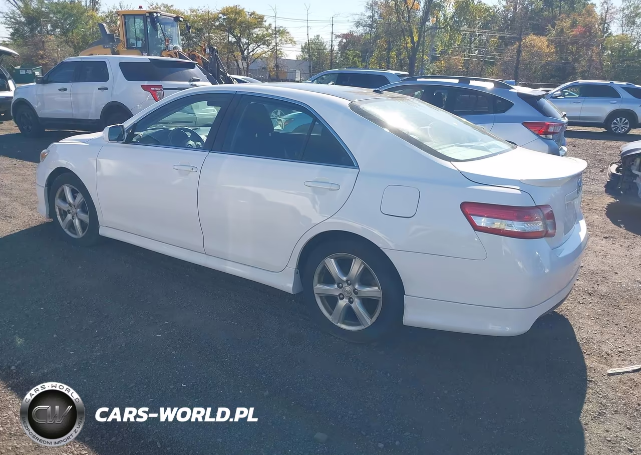 2011 Toyota Camry Se VIN:4T1BF3EKXBU695470 - 3