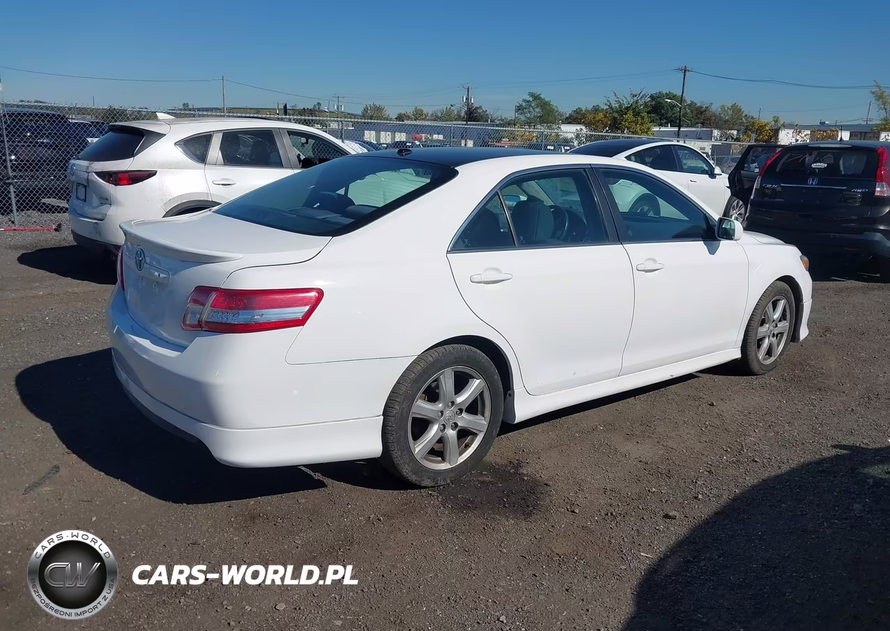 2011 Toyota Camry Se VIN:4T1BF3EKXBU695470 - 4