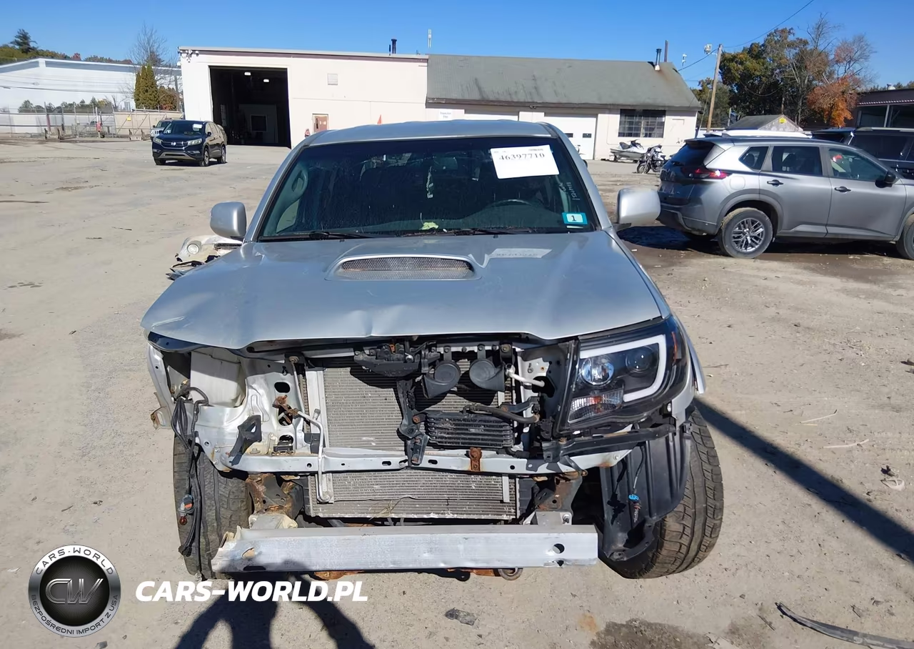 2011 Toyota Tacoma Base V6 VIN:3TMLU4ENXBM069937 - 13