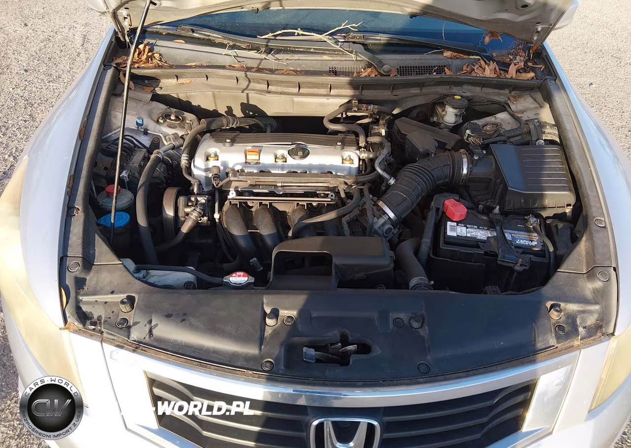 2010 Honda Accord 2.4 Lx-P VIN:1HGCP2F44AA083685 - 10