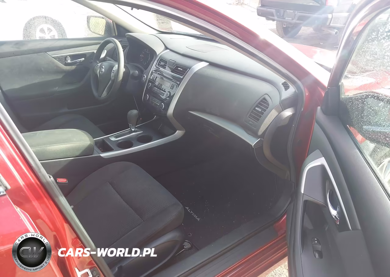 2015 Nissan Altima 2.5 S VIN:1N4AL3AP9FN310478 - 5