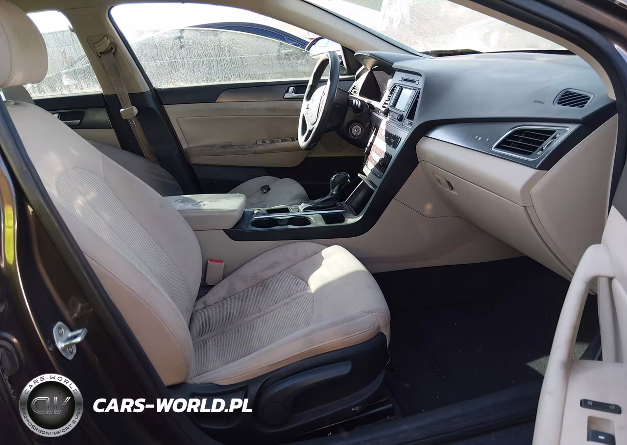 2015 Hyundai Sonata Sport VIN:5NPE34AF4FH170848 - 5