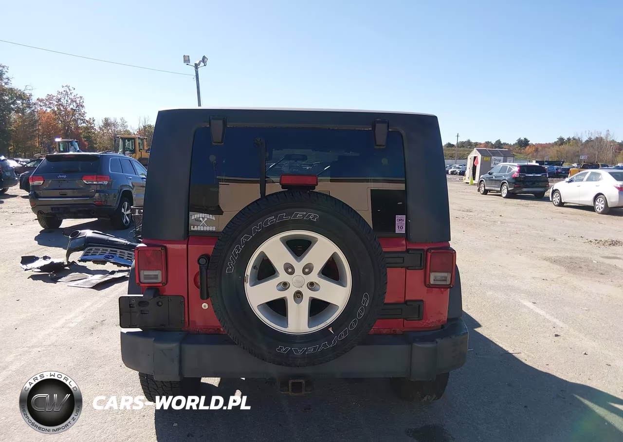 2007 Jeep Wrangler Unlimited X VIN:1J4GA39157L189935 - 16
