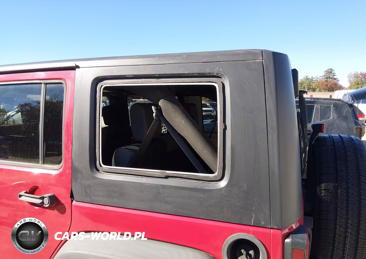 2007 Jeep Wrangler Unlimited X VIN:1J4GA39157L189935 - 6