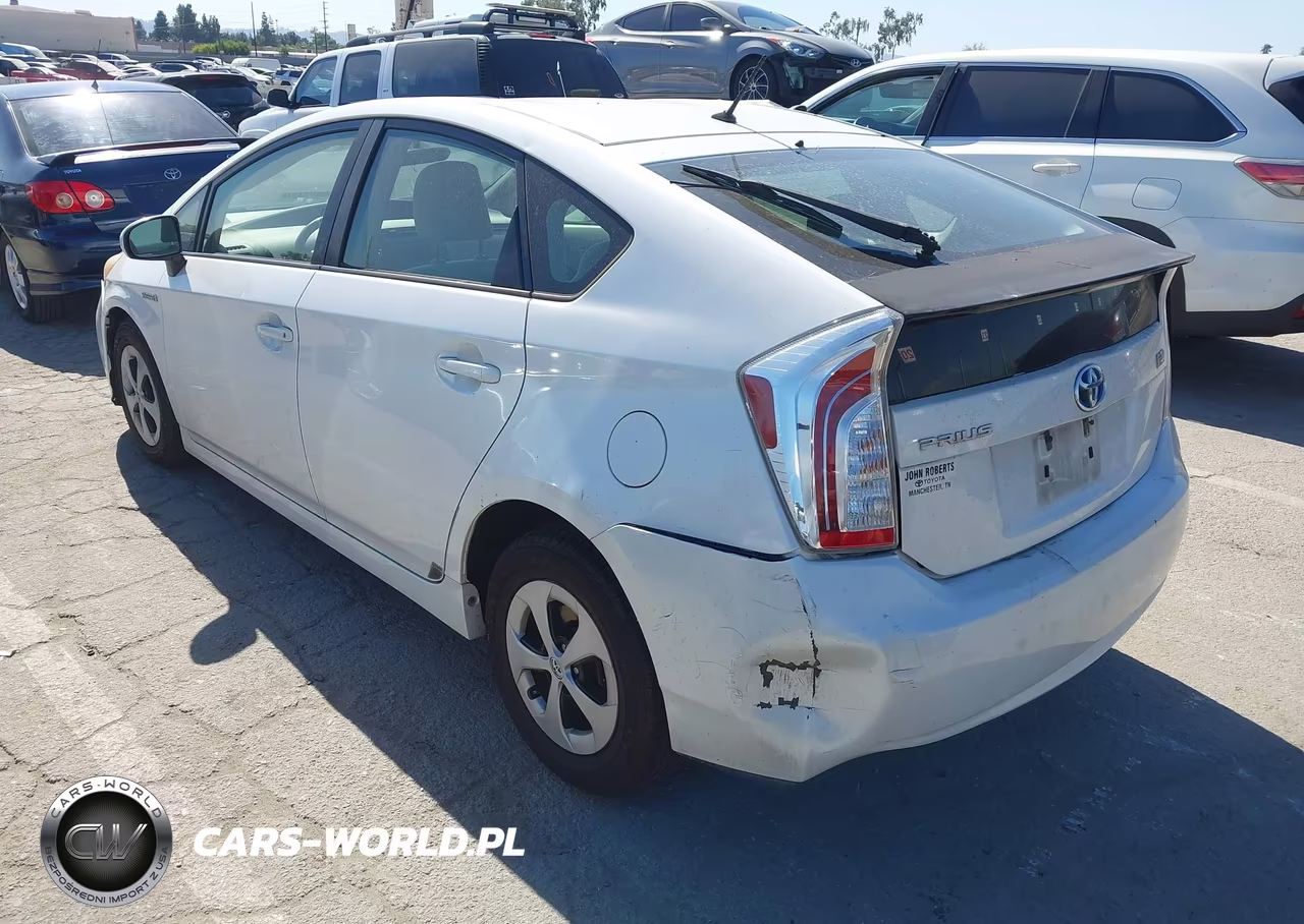 2013 Toyota Prius Two VIN:JTDKN3DU3D5644609 - 3