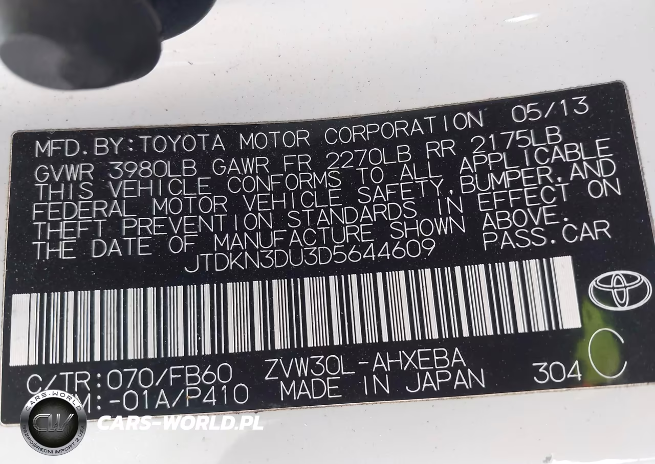 2013 Toyota Prius Two VIN:JTDKN3DU3D5644609 - 9