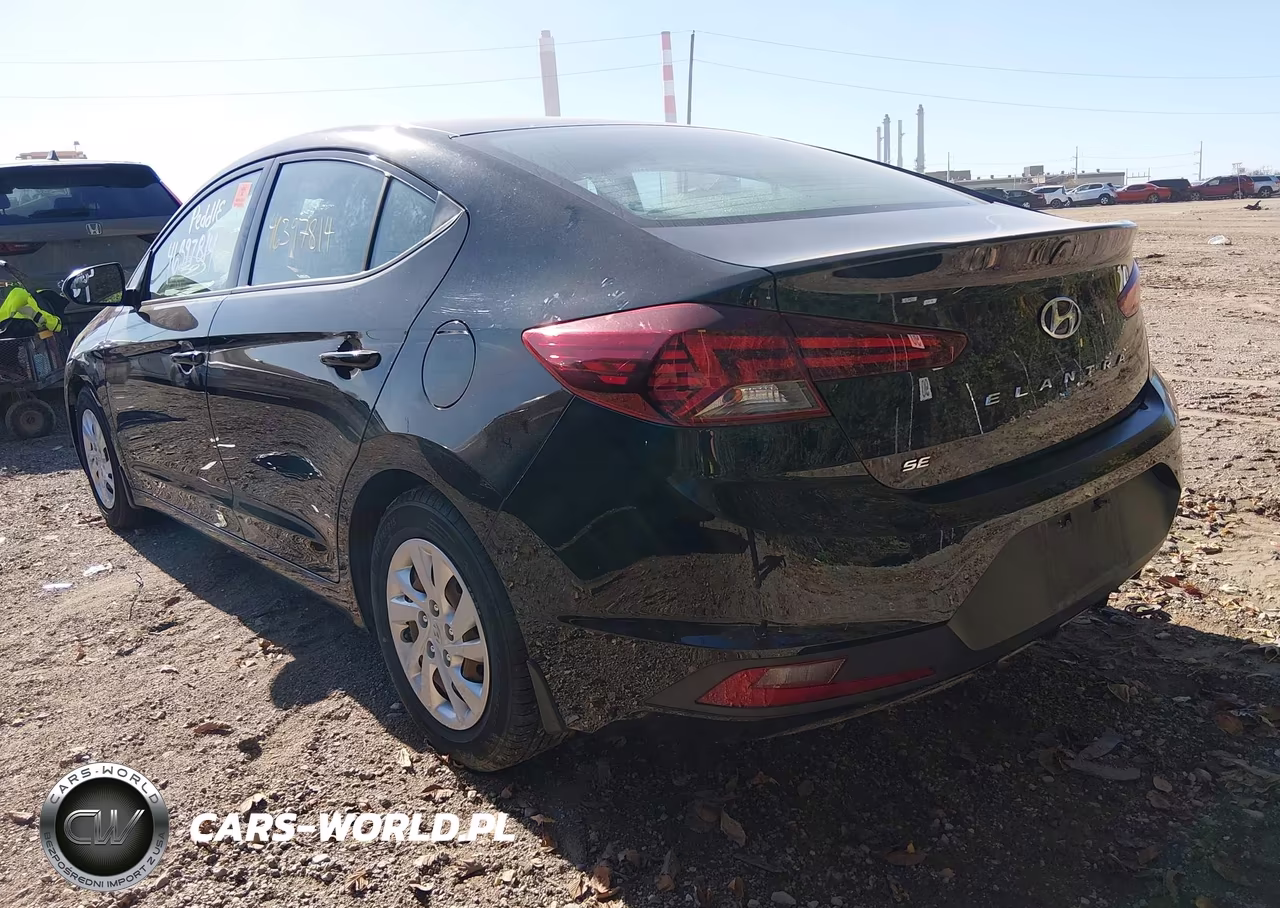 2019 Hyundai Elantra Se VIN:5NPD74LF1KH468863 - 3