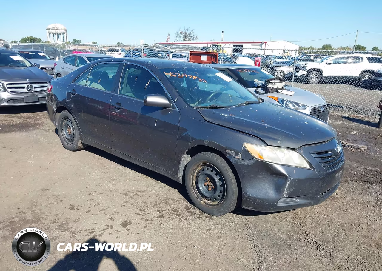 2009 Toyota Camry Le – zdjęcie 1 z 11