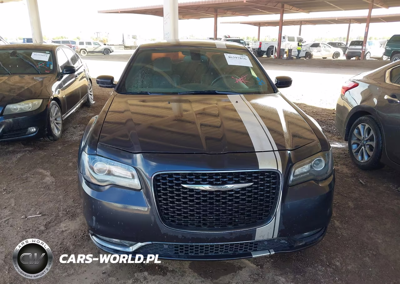 2015 Chrysler 300 300S VIN:2C3CCABG1FH922452 - 11