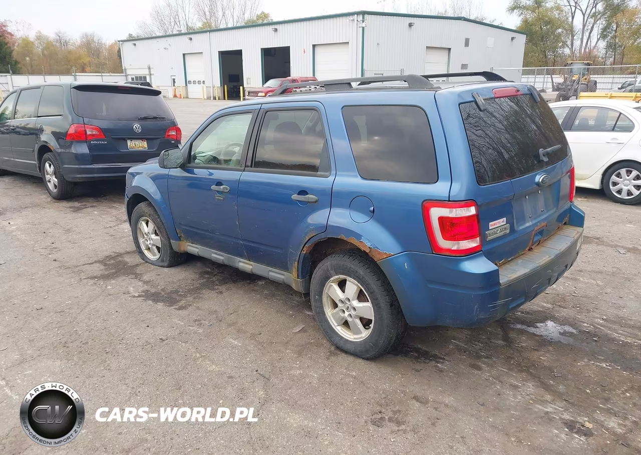 2010 Ford Escape Xlt VIN:1FMCU9D70AKC16607 - 3
