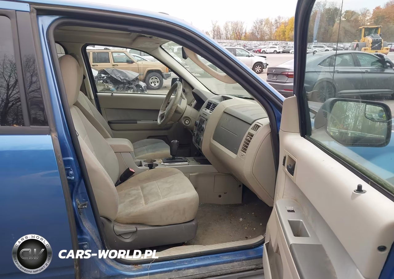 2010 Ford Escape Xlt VIN:1FMCU9D70AKC16607 - 5