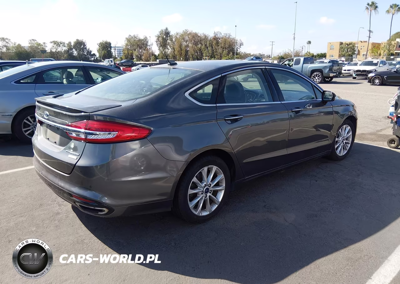 2017 Ford Fusion Titanium VIN:3FA6P0K99HR149767 - 4