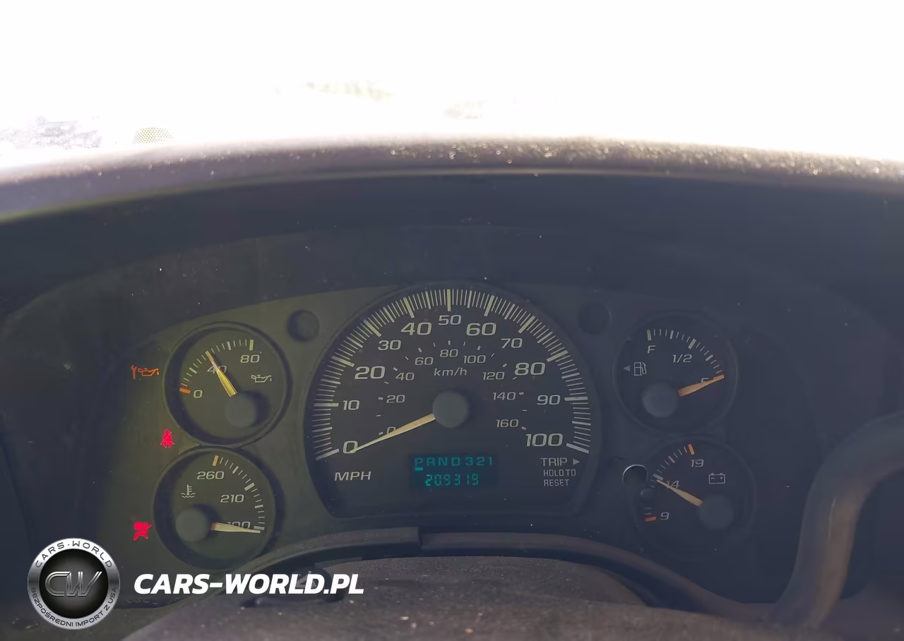 2003 Chevrolet Express VIN:1GAHG39U631112153 - 7
