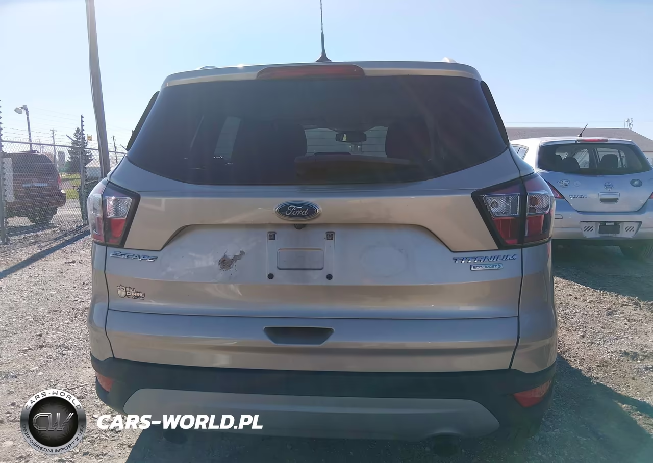 2018 Ford Escape Titanium VIN:1FMCU0J98JUD34250 - 16