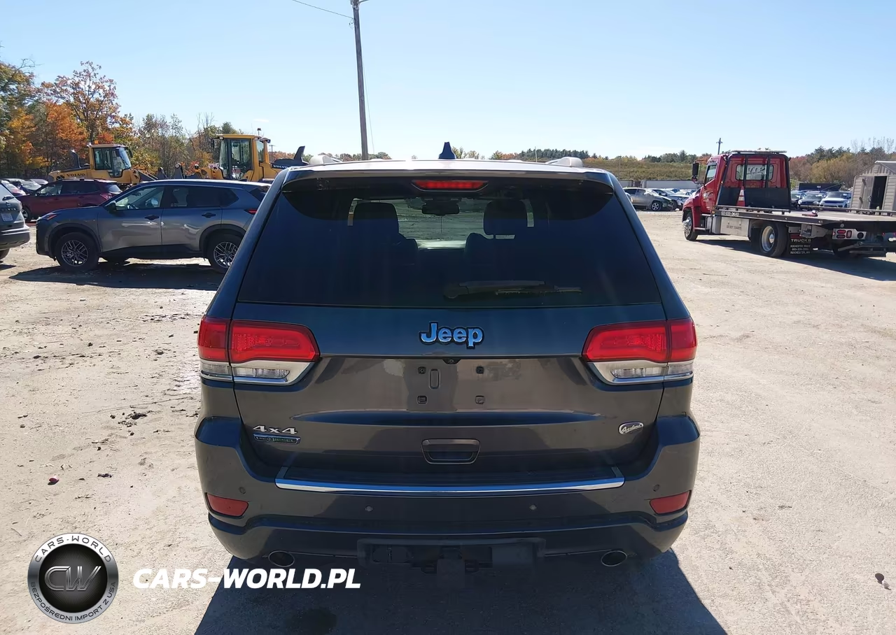 2014 Jeep Grand Cherokee Overland VIN:1C4RJFCM7EC580570 - 16