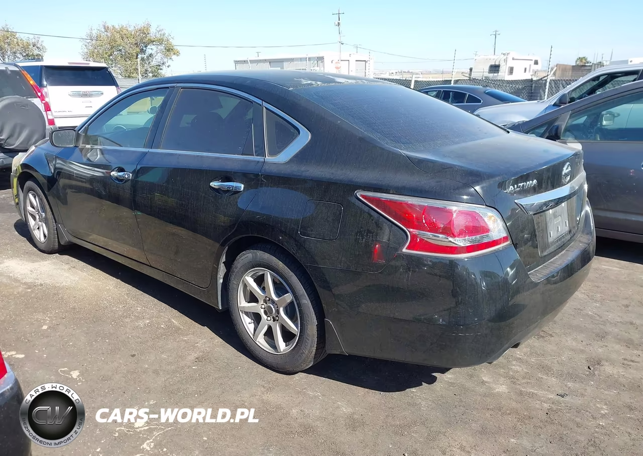 2015 Nissan Altima 2.5 S VIN:1N4AL3AP2FC209634 - 3
